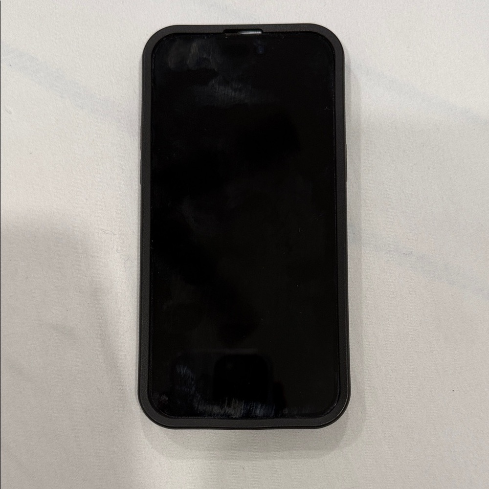 Black iphone 14 pro max
works perfectly fine